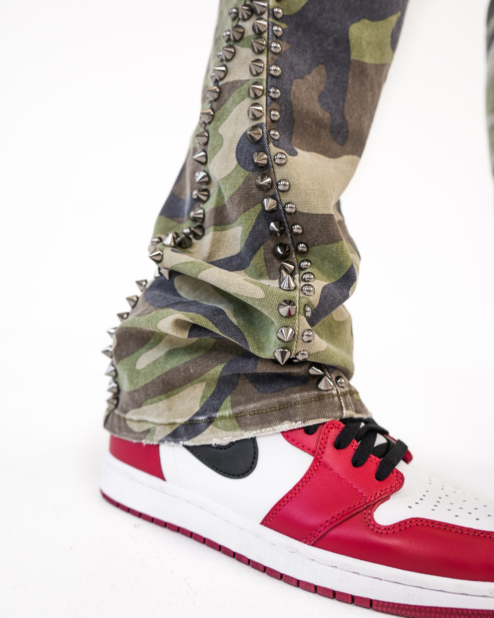 Battlefront Studded Camo Jean